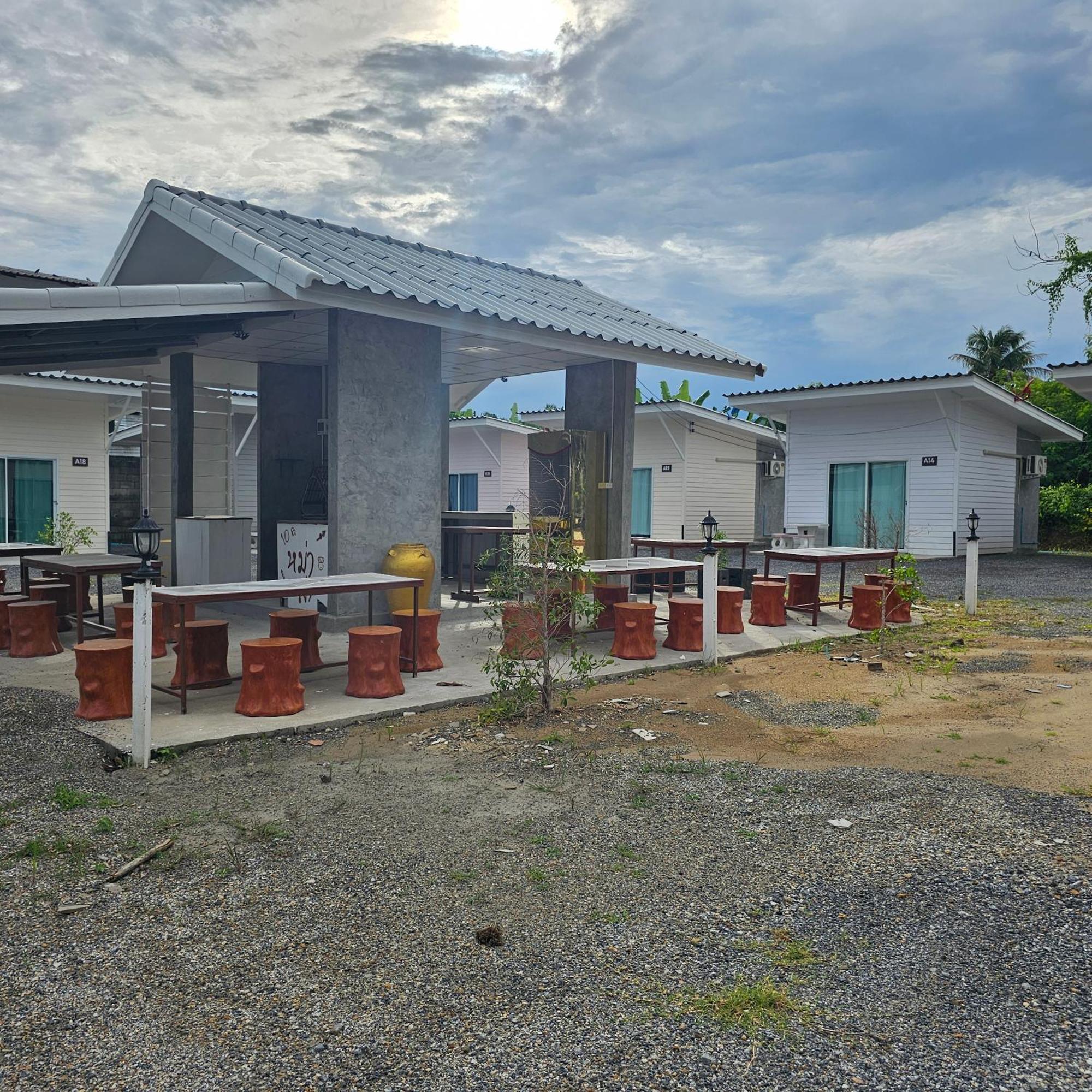 Bansuan Inthanon Resort -Classic House Csomthong Kültér fotó