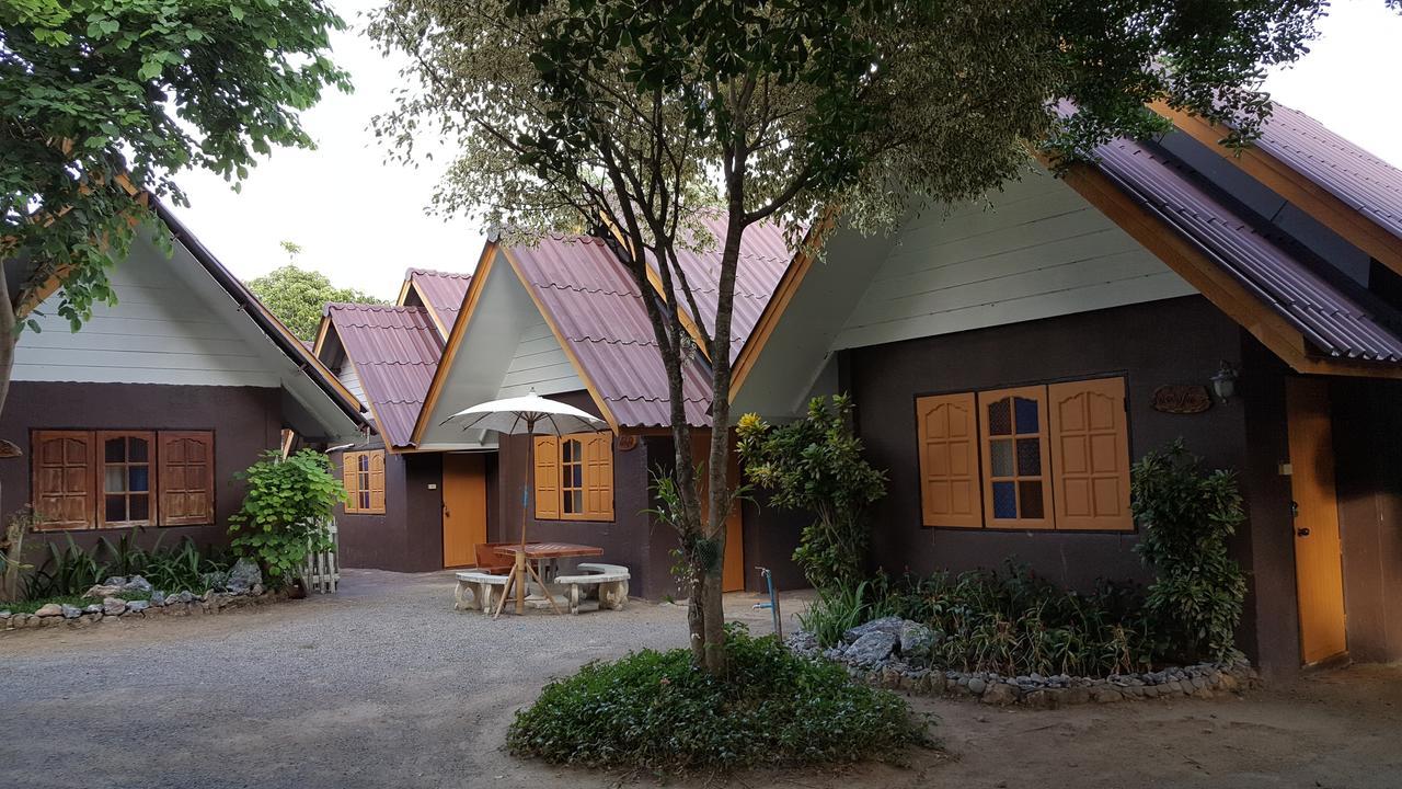 Bansuan Inthanon Resort -Classic House Csomthong Kültér fotó